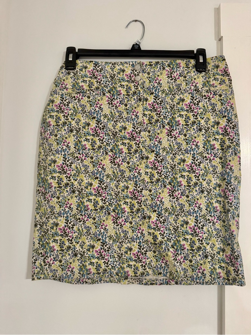 J.jill Floral pencil skirt w/Pockets - sz. 10 Like New